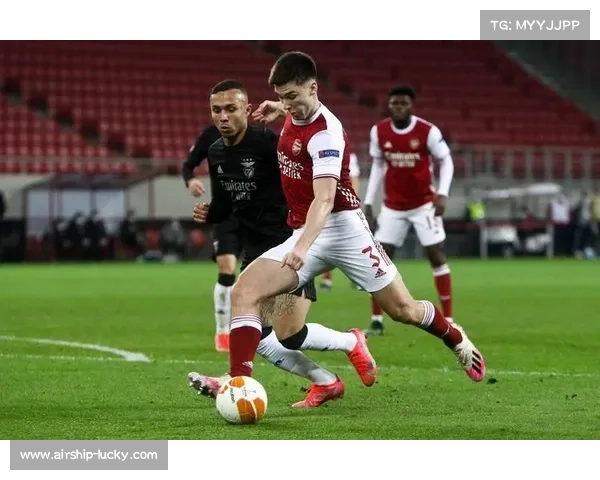 德甲青训体系再结硕果:年轻球员在关键比赛中崭露头角